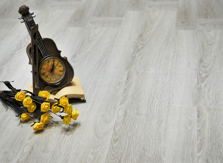 鵬鴻強(qiáng)化復(fù)合地板2811